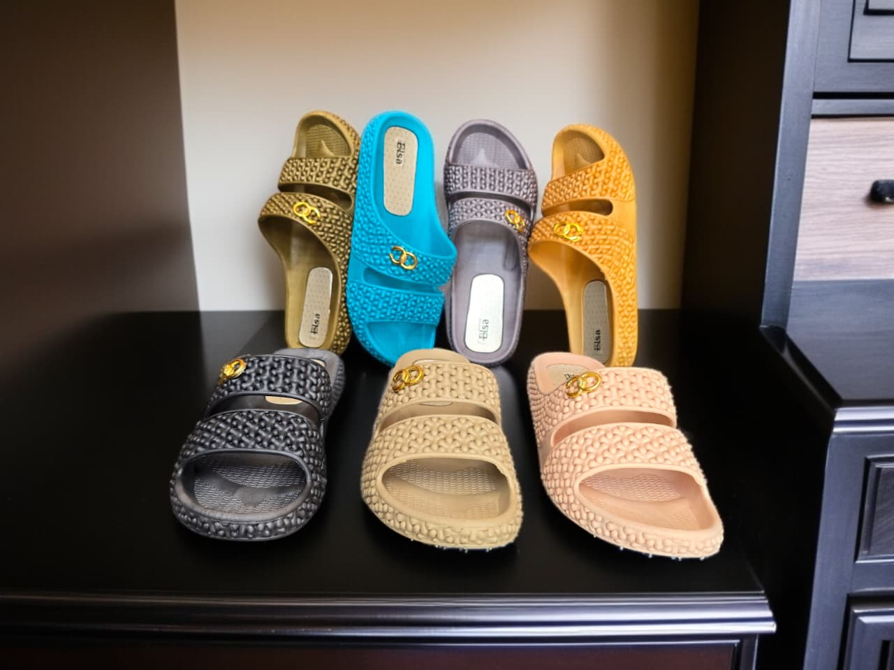 Metro Elsa 339 - Textured Comfort Slides