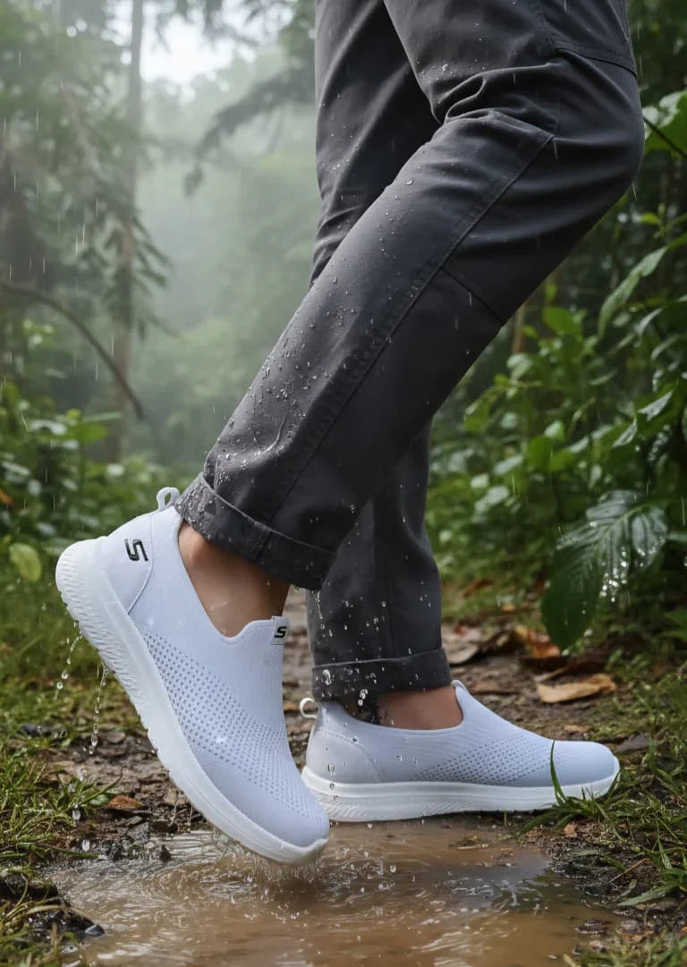 Dulux sketchers man shoes 856 - Waterproof Sport Slip-On (Unisex)